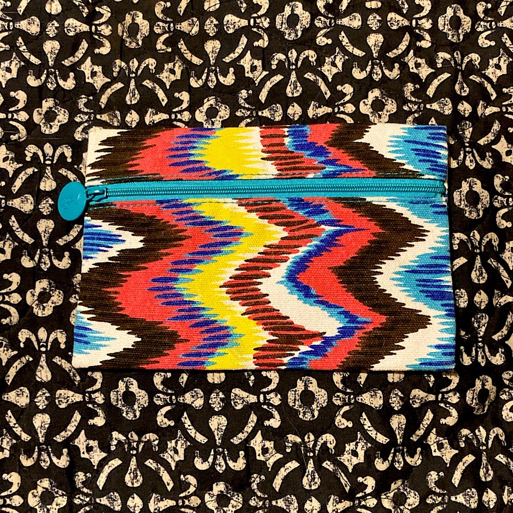 IPSY Glam Makeup Bag
